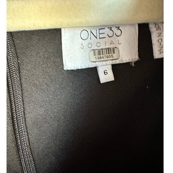 One33 Social Black Floral Belted V-Neck Blazer Romper Size 6 - Picture 9 of 9